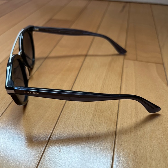 Sunglasses - Picture 2 of 3